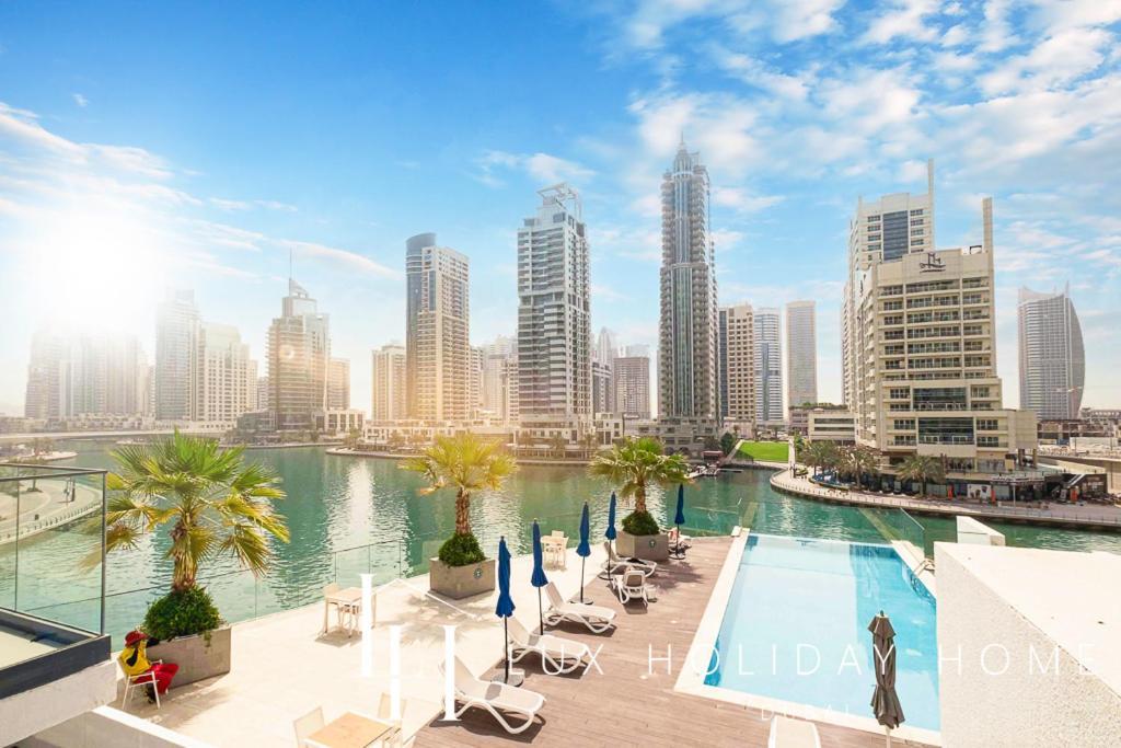 Lux Contemporary Suite With Full Marina View 6 ドバイ エクステリア 写真