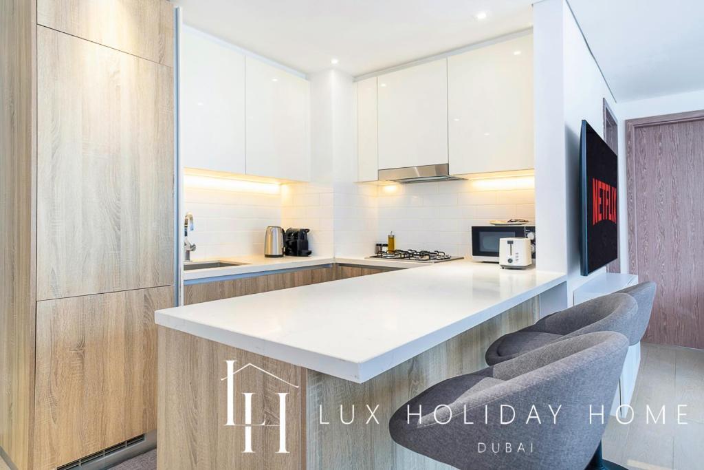 Lux Contemporary Suite With Full Marina View 6 ドバイ エクステリア 写真